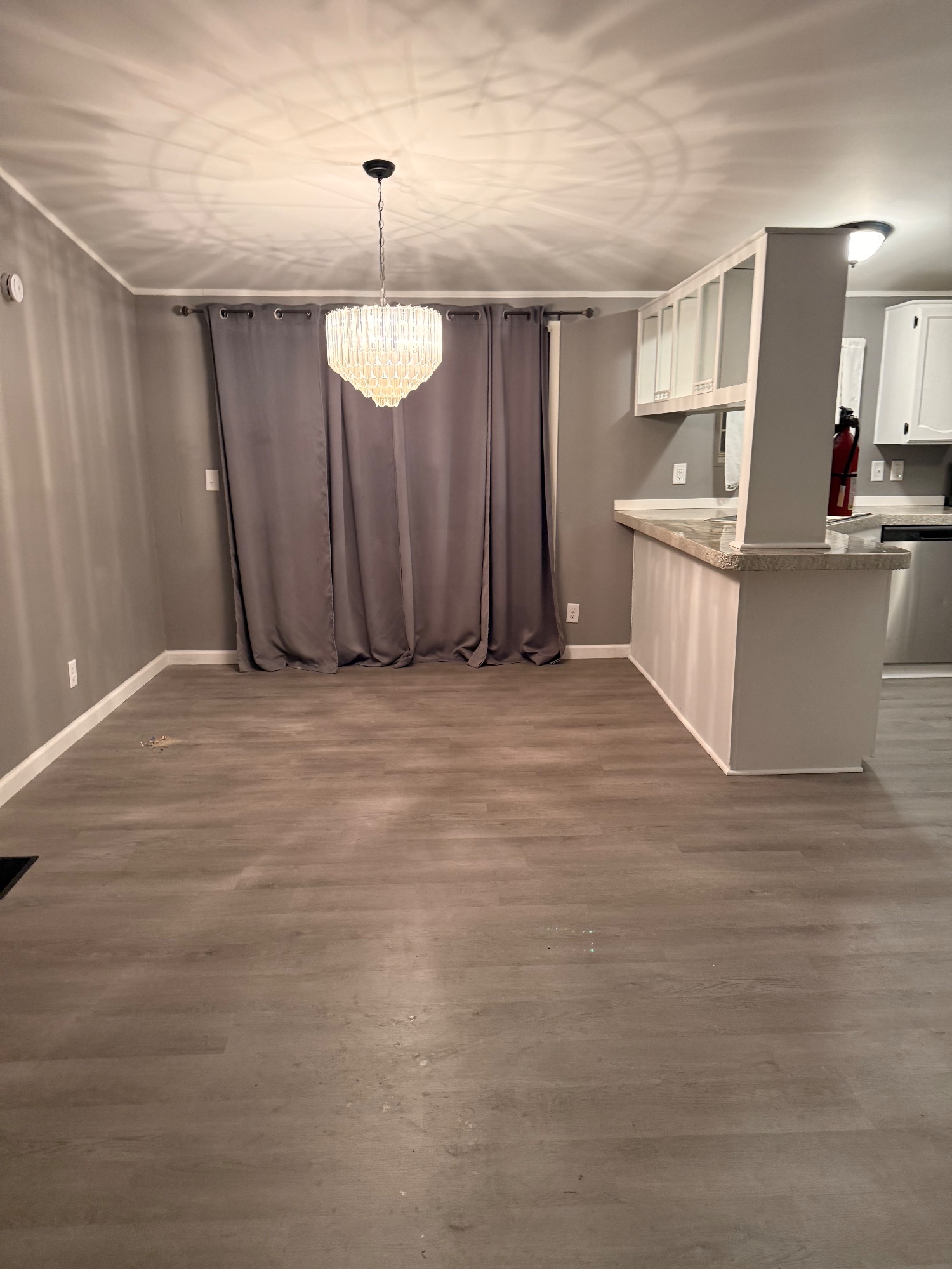 3 bed/2 bath Single Family Home photo 3