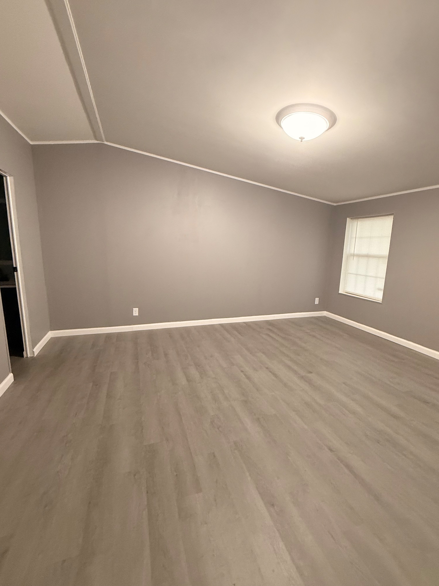 3 bed/2 bath Single Family Home photo 8